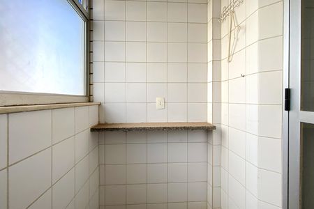 Apartamento à venda com 85m², 2 quartos e 2 vagas Apartamento à venda com 85m², 2 quartos e 2 vagasÁrea de Serviço