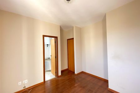 Apartamento à venda com 85m², 2 quartos e 2 vagas Apartamento à venda com 85m², 2 quartos e 2 vagasSuite
