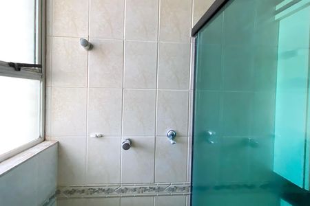 Apartamento à venda com 85m², 2 quartos e 2 vagas Apartamento à venda com 85m², 2 quartos e 2 vagasBanheiro