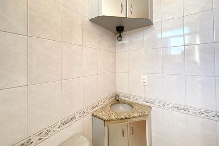 Apartamento à venda com 85m², 2 quartos e 2 vagas Apartamento à venda com 85m², 2 quartos e 2 vagasBanheiro da Suíte