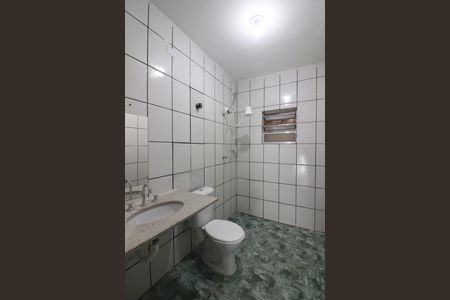 Casa à venda com 213m², 4 quartos e 2 vagasBanheiro 2  Casa 2