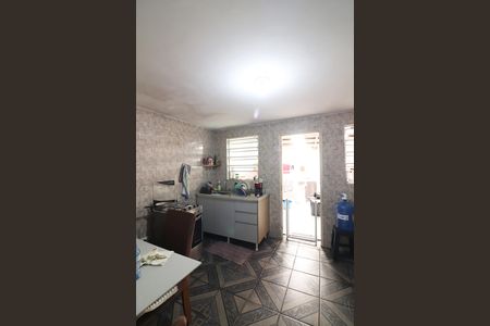 Casa à venda com 213m², 4 quartos e 2 vagasCozinha 