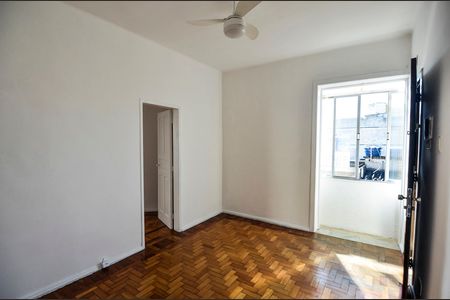 Sala de apartamento para alugar com 2 quartos, 52m² em Imperial de São Cristóvão, Rio de Janeiro