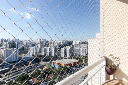 Apartamento à venda com 28m², 1 quarto e sem vaga Apartamento à venda com 28m², 1 quarto e sem vagaVaranda