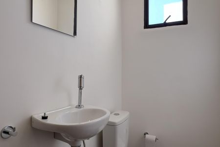 Apartamento à venda com 134m², 3 quartos e 2 vagas Apartamento à venda com 134m², 3 quartos e 2 vagasBanheiro de serviço