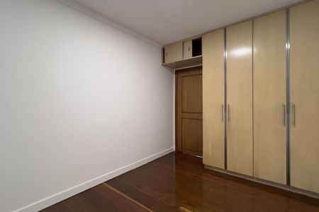 Apartamento à venda com 134m², 3 quartos e 2 vagas Apartamento à venda com 134m², 3 quartos e 2 vagasQuarto 2