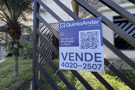 Apartamento à venda com 134m², 3 quartos e 2 vagas Apartamento à venda com 134m², 3 quartos e 2 vagasACBY-700