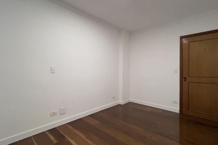 Apartamento à venda com 134m², 3 quartos e 2 vagas Apartamento à venda com 134m², 3 quartos e 2 vagasQuarto 1