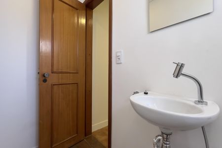 Apartamento à venda com 134m², 3 quartos e 2 vagas Apartamento à venda com 134m², 3 quartos e 2 vagasBanheiro de serviço