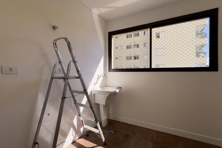 Apartamento à venda com 134m², 3 quartos e 2 vagas Apartamento à venda com 134m², 3 quartos e 2 vagasÁrea de Serviço
