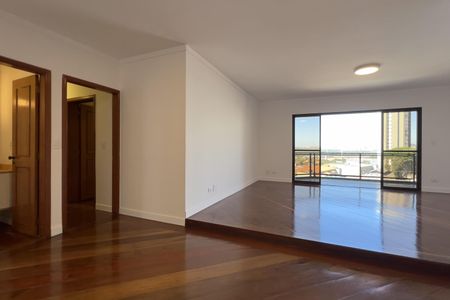 Apartamento à venda com 134m², 3 quartos e 2 vagas Apartamento à venda com 134m², 3 quartos e 2 vagasSala