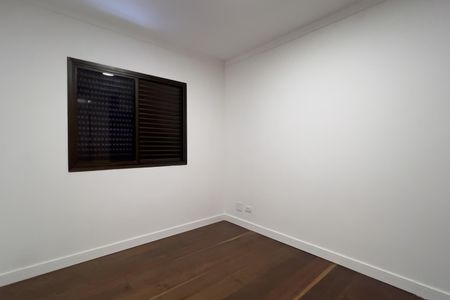 Apartamento à venda com 134m², 3 quartos e 2 vagas Apartamento à venda com 134m², 3 quartos e 2 vagasQuarto 2