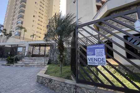 Fachada com placa grande de apartamento à venda com 3 quartos, 134m² em Vila Augusta, Guarulhos