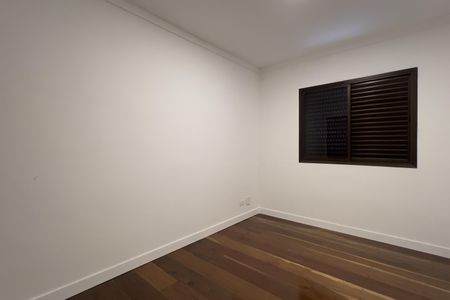 Apartamento à venda com 134m², 3 quartos e 2 vagas Apartamento à venda com 134m², 3 quartos e 2 vagasQuarto 1
