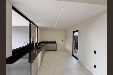 Casa de condomínio para alugar com 145m², 3 quartos e 1 vaga Casa de condomínio para alugar com 145m², 3 quartos e 1 vagaCozinha