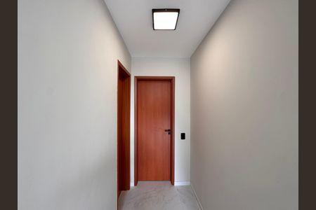 Casa de condomínio para alugar com 145m², 3 quartos e 1 vaga Casa de condomínio para alugar com 145m², 3 quartos e 1 vagaCorredor