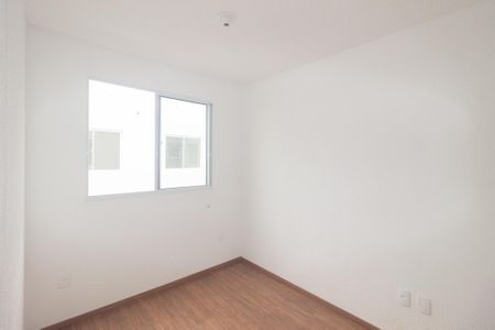 Quarto 2 de apartamento para alugar com 2 quartos, 40m² em Guaratiba, Rio de Janeiro