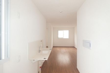 Apartamento para alugar com 40m², 2 quartos e sem vaga Apartamento para alugar com 40m², 2 quartos e sem vagaCozinha e Área de Serviço