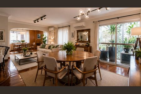 Apartamento à venda com 164m², 3 quartos e 2 vagas Apartamento à venda com 164m², 3 quartos e 2 vagasSala de Jantar