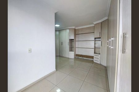 Apartamento para alugar com 63m², 3 quartos e 1 vagaSuite