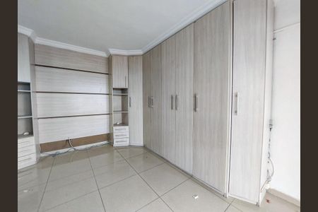 Apartamento para alugar com 63m², 3 quartos e 1 vagaSuite
