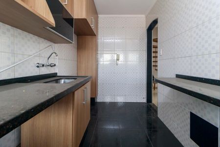 Cozinha de apartamento para alugar com 3 quartos, 63m² em Vila Prel, São Paulo