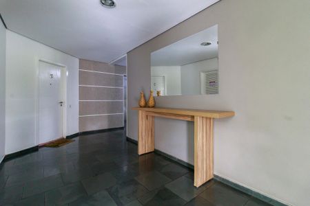 Hall Social de apartamento para alugar com 3 quartos, 63m² em Vila Prel, São Paulo
