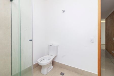 Banheiro de apartamento para alugar com 3 quartos, 63m² em Vila Prel, São Paulo