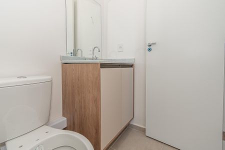 Banheiro da Suíte  de apartamento para alugar com 2 quartos, 50m² em Jardim Amanda I, Hortolândia