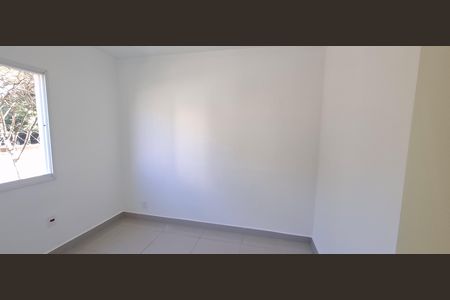 Quarto 2 de apartamento para alugar com 2 quartos, 43m² em Parque Residencial Candido Portinari, Ribeirão Preto