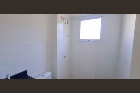 Banheiro de apartamento para alugar com 2 quartos, 43m² em Parque Residencial Candido Portinari, Ribeirão Preto