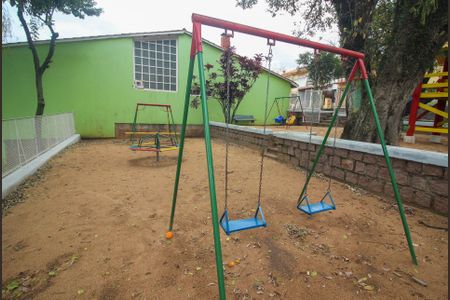 Área comum - Playground de casa de condomínio para alugar com 4 quartos, 122m² em Santo Antônio, Porto Alegre