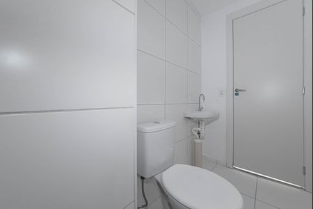 Banheiro de apartamento à venda com 2 quartos, 34m² em Jardim São Luís, São Paulo
