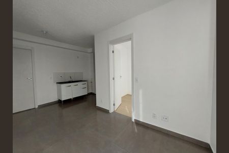 Sala de apartamento à venda com 2 quartos, 34m² em Jardim São Luís, São Paulo