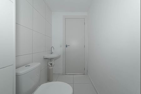 Apartamento à venda com 34m², 2 quartos e sem vaga Apartamento à venda com 34m², 2 quartos e sem vagaBanheiro