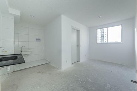 Sala de apartamento para alugar com 2 quartos, 34m² em Jardim São Luís, São Paulo
