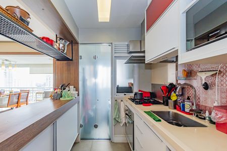 Apartamento para alugar com 92m², 2 quartos e 2 vagasCozinha
