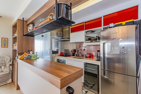 Apartamento para alugar com 92m², 2 quartos e 2 vagasCozinha