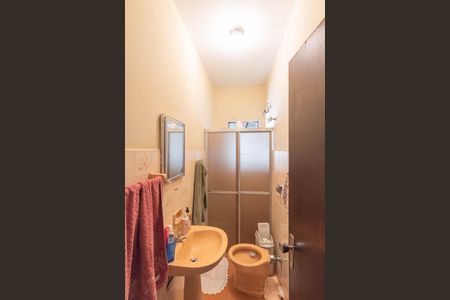 Casa à venda com 150m², 1 quarto e 2 vagasBanheiro