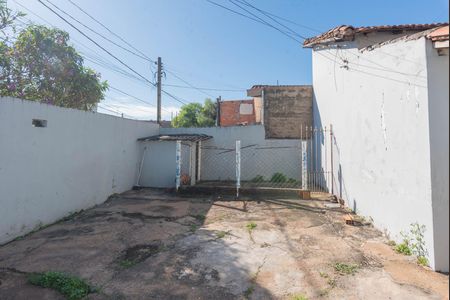 Casa à venda com 150m², 1 quarto e 2 vagasCasa 2- Quintal