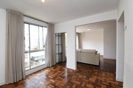 Suíte de apartamento para alugar com 2 quartos, 90m² em Mercês, Curitiba