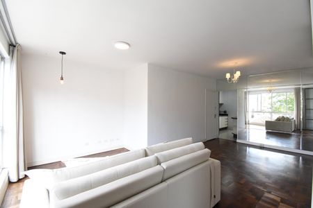 Sala de apartamento para alugar com 2 quartos, 90m² em Mercês, Curitiba