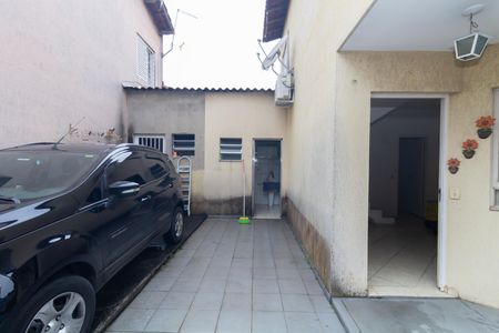 Casa de condomínio à venda com 61m², 2 quartos e 1 vagaGaragem