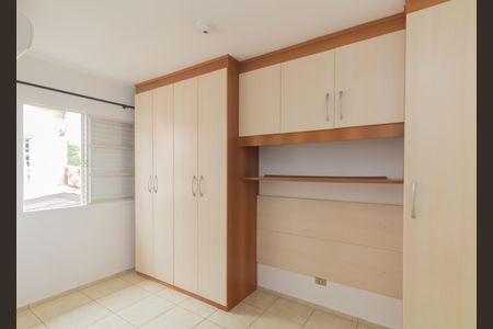 Casa de condomínio à venda com 61m², 2 quartos e 1 vagaQuarto 2