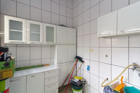 Casa de condomínio à venda com 61m², 2 quartos e 1 vagaÁrea de Serviço