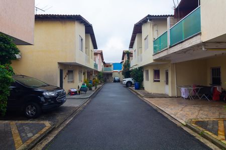 Casa de condomínio à venda com 61m², 2 quartos e 1 vagaÁrea comum