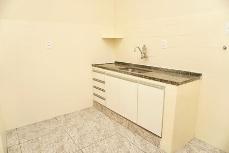 Casa para alugar com 85m², 2 quartos e sem vaga Casa para alugar com 85m², 2 quartos e sem vagaCozinha