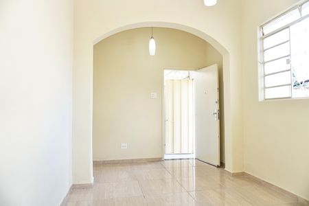 Casa para alugar com 85m², 2 quartos e sem vaga Casa para alugar com 85m², 2 quartos e sem vagaSala