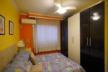 Quarto 3 de casa à venda com 3 quartos, 400m² em Teresópolis, Porto Alegre