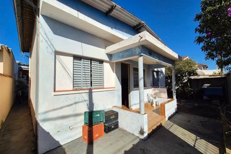 Casa à venda com 250m², 5 quartos e 2 vagasFachada do Prédio